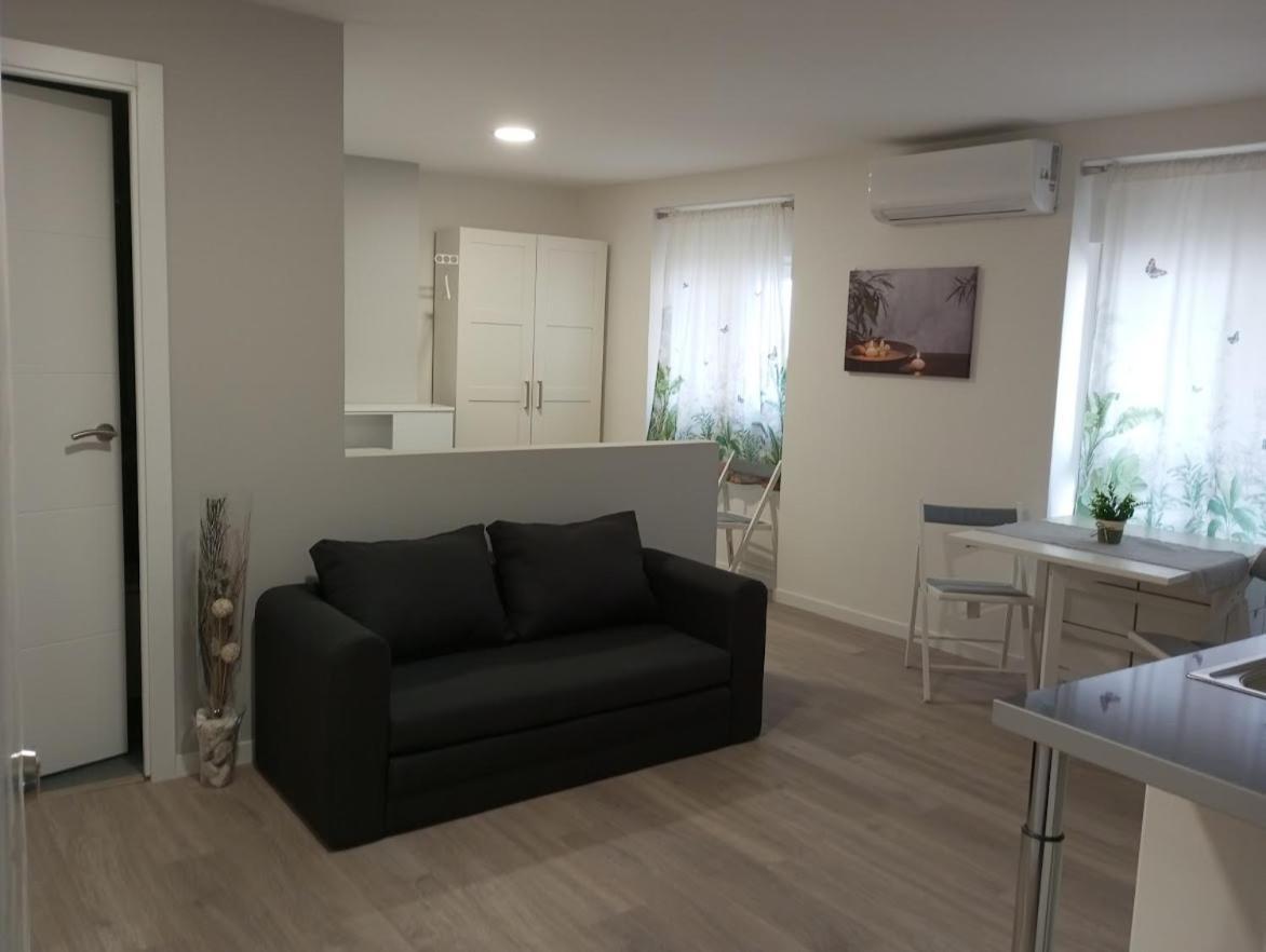 Apartamentos "El Balconico" Arguedas Εξωτερικό φωτογραφία